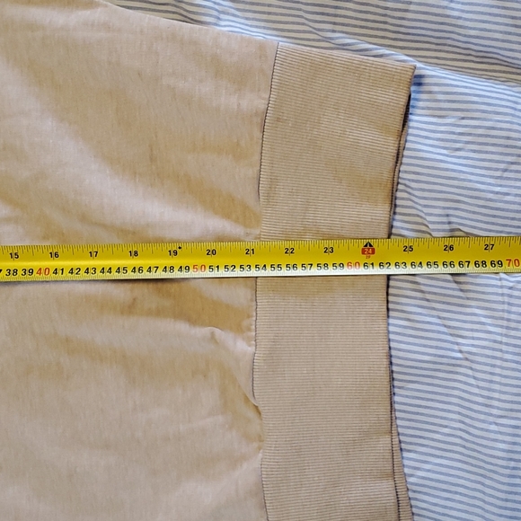 🔥$5 SALE! Xhilaration sweatshirt. Sz M camel colour "❤️ days off" - Picture 6 of 9